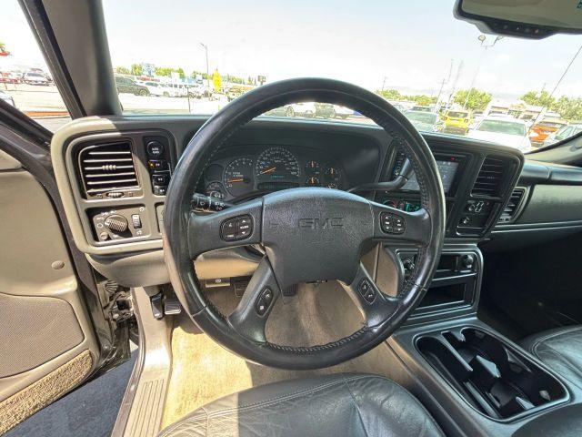Photo of 2004 Gray GMC Sierra 2500
