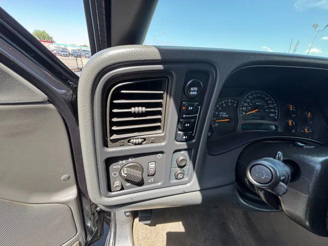 Photo of 2004 Gray GMC Sierra 2500