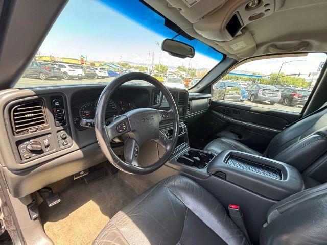 Photo of 2004 Gray GMC Sierra 2500