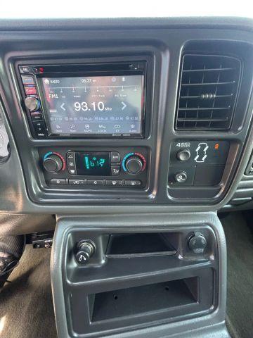 Photo of 2004 Gray GMC Sierra 2500