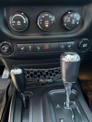 Photo of 2014 Blue Jeep Wrangler Unlimited
