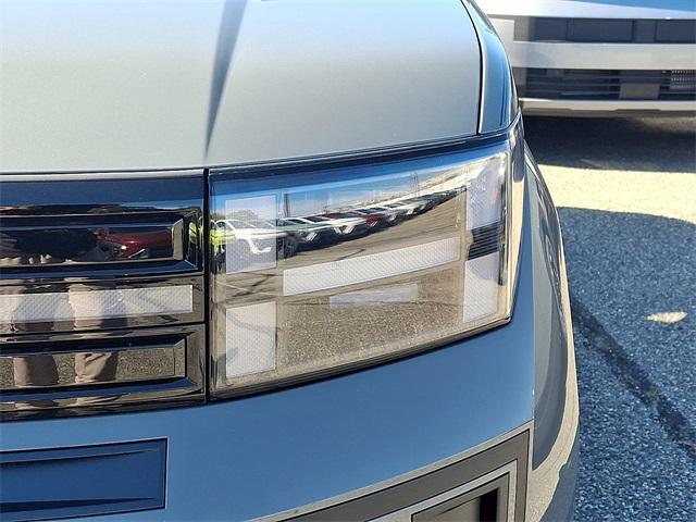 Photo of 2026 Gray Hyundai SANTA FE