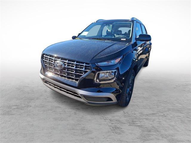 Photo of 2025 Onyx Black Hyundai VENUE