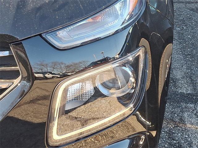 Photo of 2025 Onyx Black Hyundai VENUE
