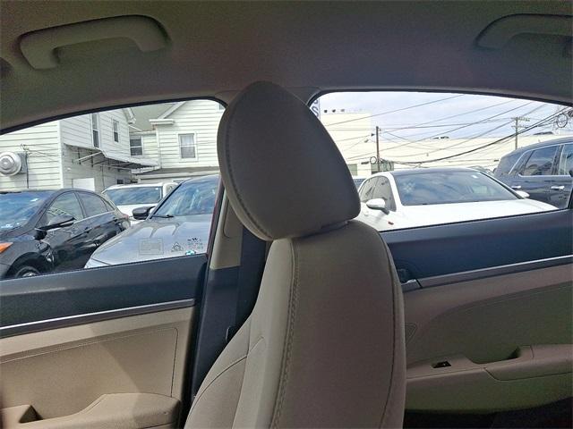 Photo of 2017 Scarlet Red Hyundai ELANTRA