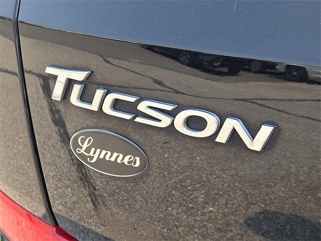 Photo of 2018 Black Noir Pearl Hyundai TUCSON