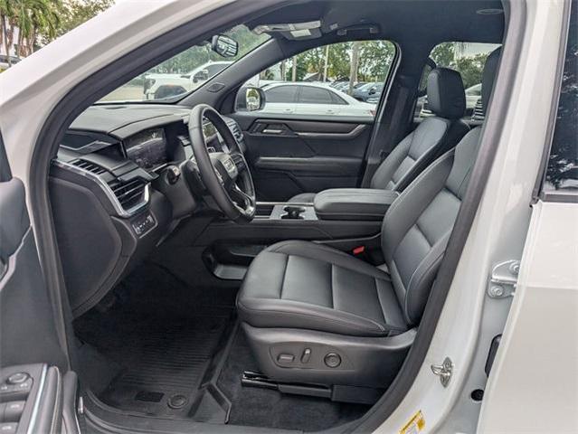 Photo of 2024 Summit White GMC Acadia