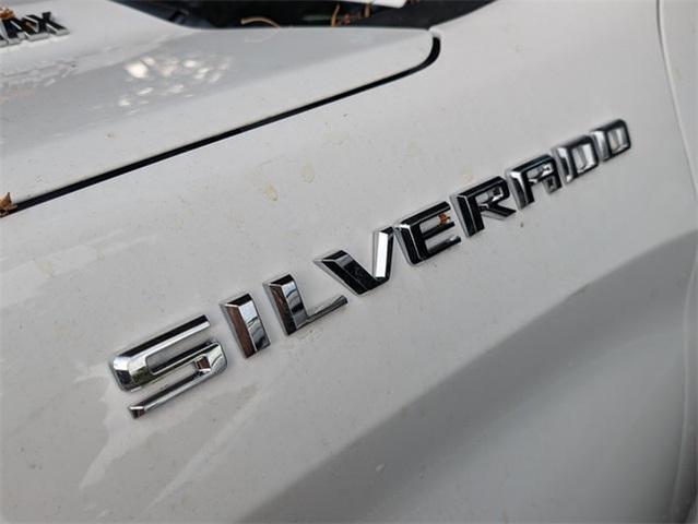 Photo of 2025 Summit White Chevrolet Silverado 1500