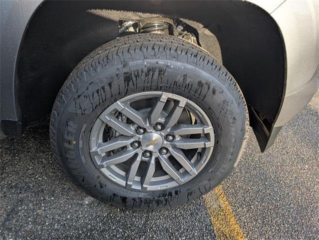 Photo of 2025 Sterling Gray Metallic Chevrolet Colorado