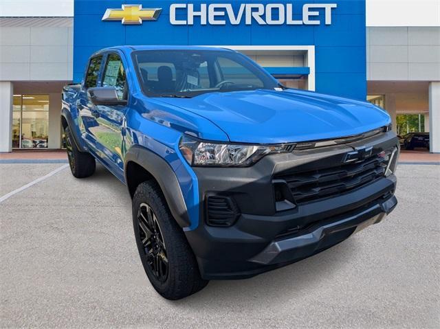 Photo of 2025 Reef Blue Metallic Chevrolet Colorado