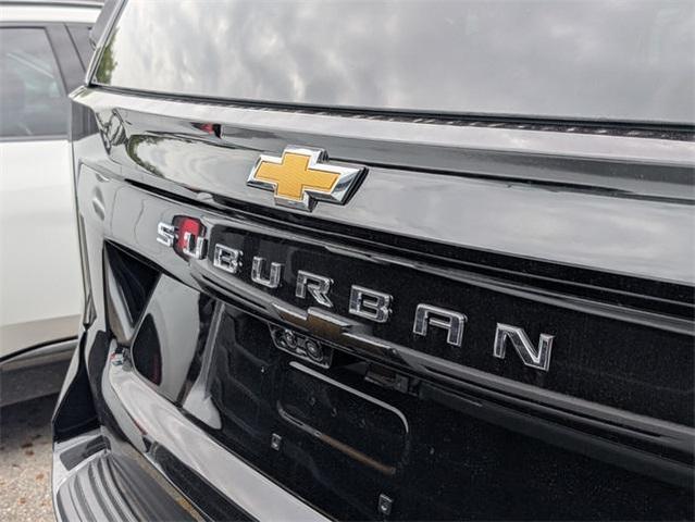 Photo of 2025 Black Chevrolet Suburban
