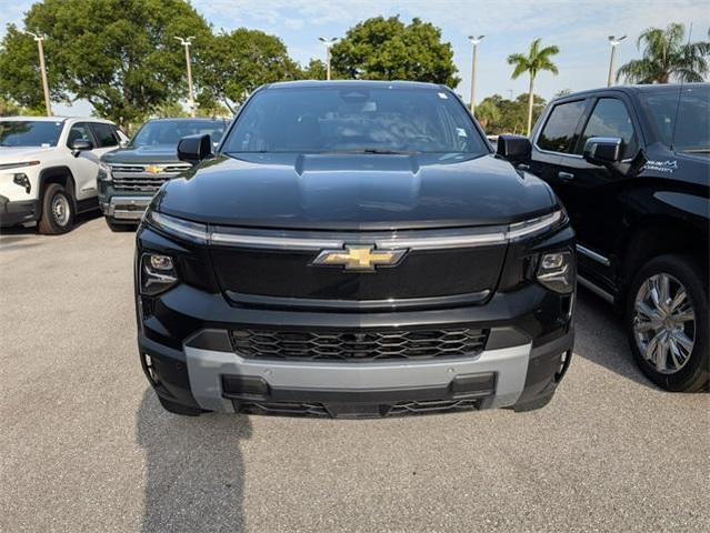 Photo of 2025 Black Chevrolet Silverado EV