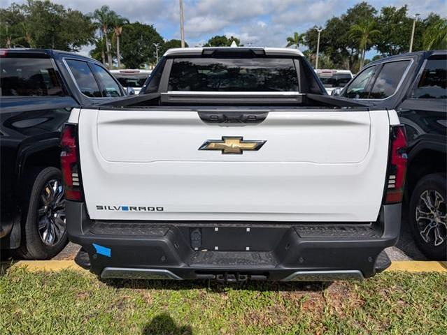 Photo of 2025 Summit White Chevrolet Silverado EV