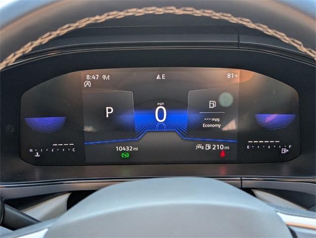 Photo of 2024 Pure White Volkswagen Taos