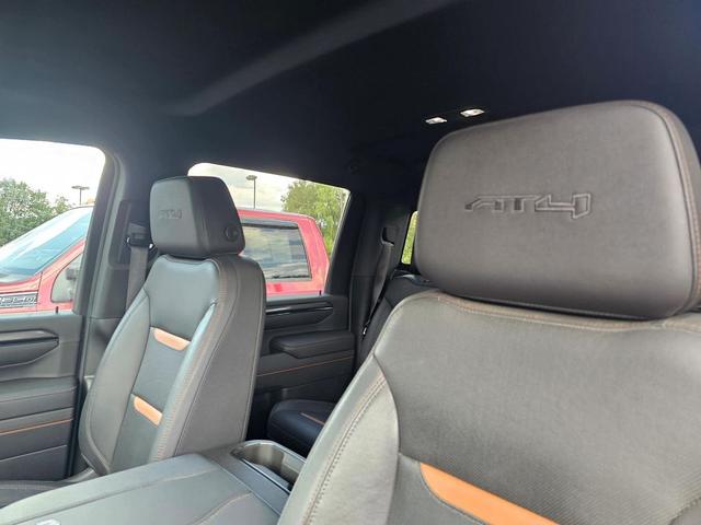 Photo of 2024 Summit White GMC Sierra 2500