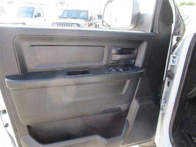 Photo of 2022 White RAM 3500