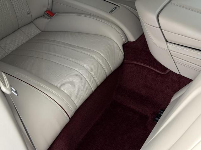 Photo of 2024 Dark Cashmere Bentley Continental GT