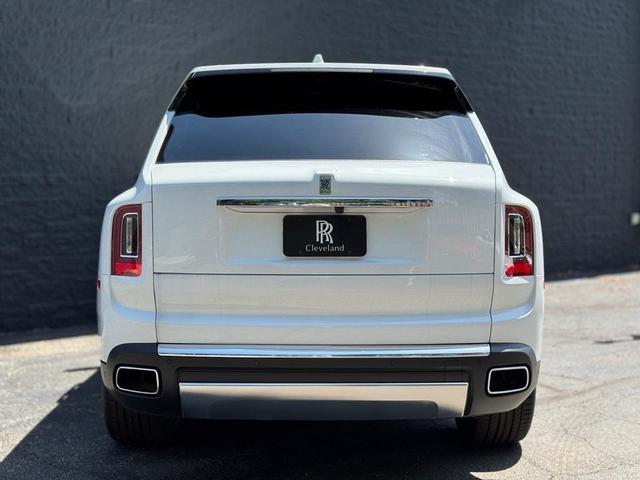 Photo of 2023 White Rolls-Royce Cullinan
