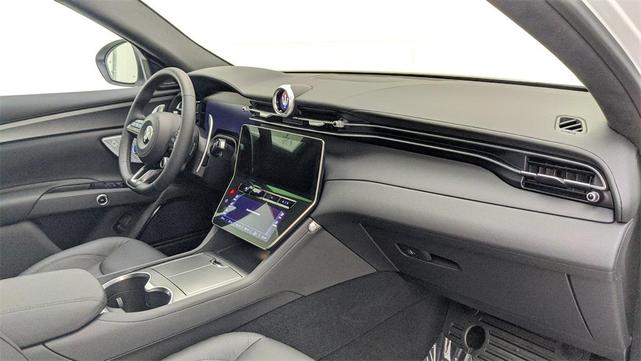 Photo of 2024 Bianco Maserati Grecale