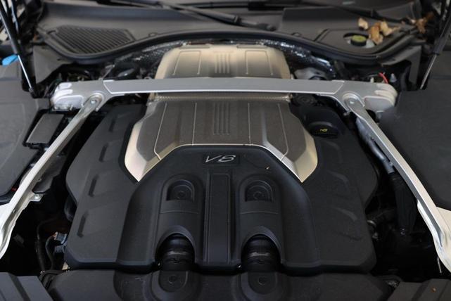Photo of 2023 Beluga Bentley Flying Spur