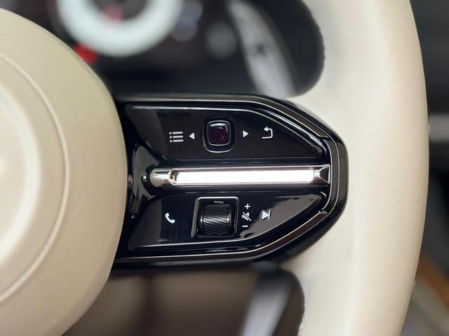 Photo of 2024 Ultramarine Black Aston Martin DB12