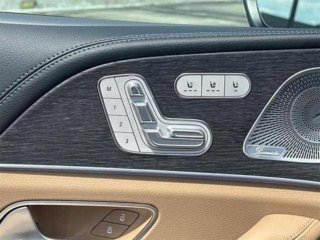 Photo of 2026 Moonlight Mercedes-Benz GLS 450