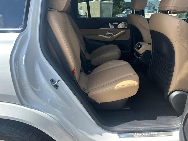 Photo of 2026 Moonlight Mercedes-Benz GLS 450