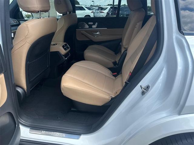 Photo of 2026 Moonlight Mercedes-Benz GLS 450