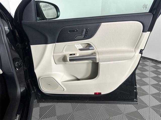 Photo of 2024 Cosmos Black Metallic Mercedes-Benz GLA 250
