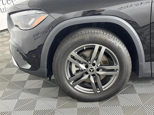 Photo of 2024 Cosmos Black Metallic Mercedes-Benz GLA 250