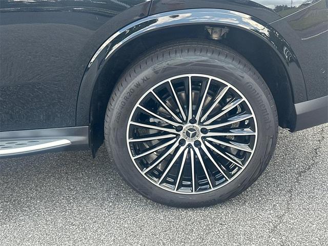 Photo of 2026 Black Mercedes-Benz GLC 300