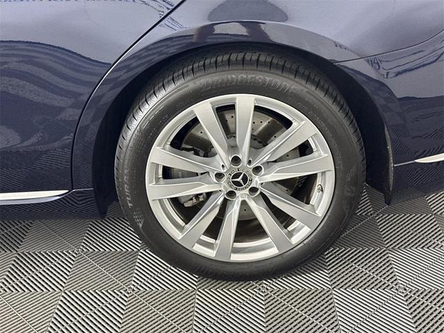 Photo of 2022 Nautical Blue Metallic Mercedes-Benz S-Class