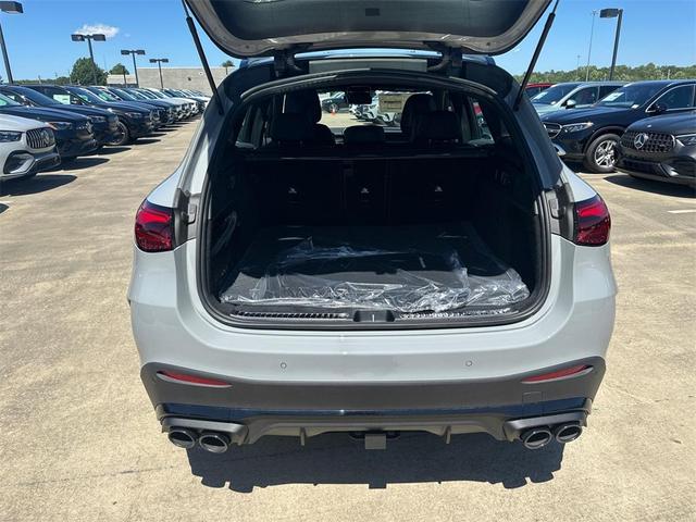 Photo of 2025 Alpine Mercedes-Benz AMG GLC 43