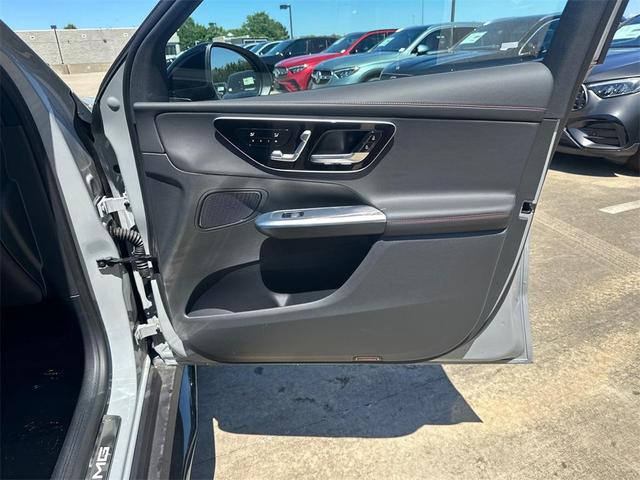 Photo of 2025 Alpine Mercedes-Benz AMG GLC 43
