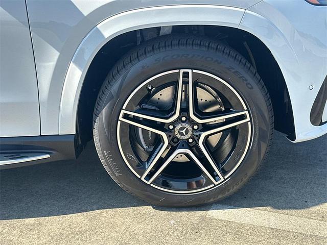 Photo of 2026 Polar Mercedes-Benz GLS 450