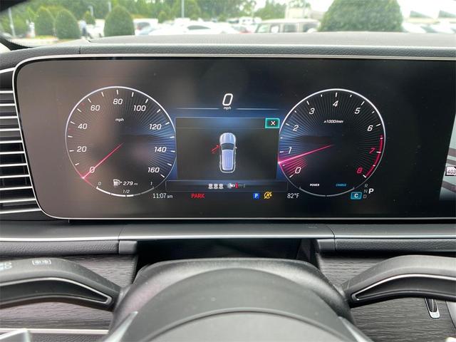 Photo of 2025 MANUFAKTUR Diamond White Metallic Mercedes-Benz GLE 350