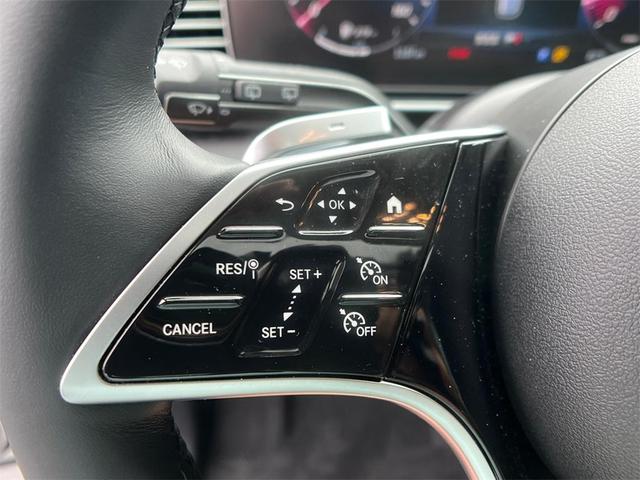 Photo of 2025 MANUFAKTUR Diamond White Metallic Mercedes-Benz GLE 350