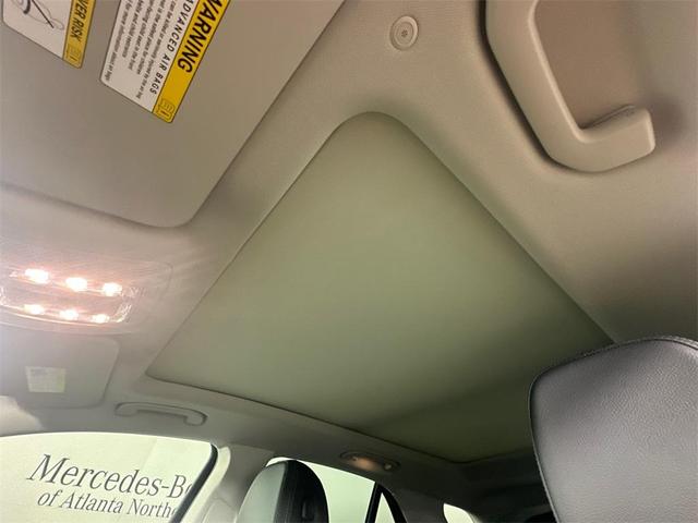 Photo of 2025 White Mercedes-Benz GLE 350