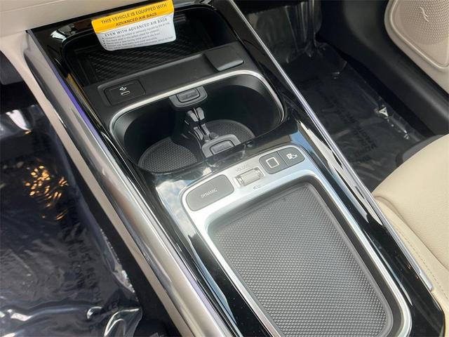 Photo of 2026 White Mercedes-Benz GLA 250