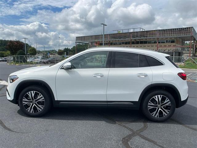Photo of 2026 White Mercedes-Benz GLA 250