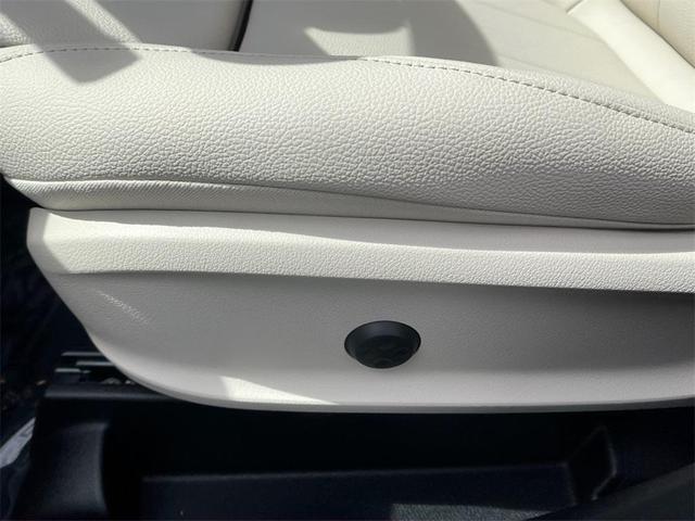 Photo of 2026 White Mercedes-Benz GLA 250