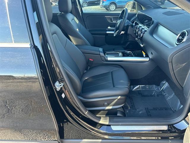 Photo of 2025 Black Mercedes-Benz GLA 250