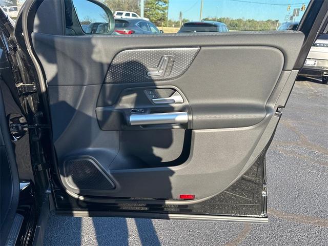 Photo of 2025 Black Mercedes-Benz GLA 250