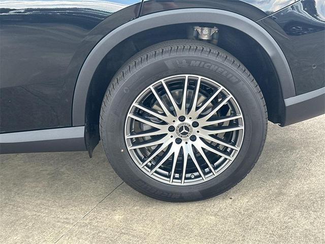 Photo of 2026 Black Mercedes-Benz GLC 300
