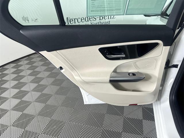 Photo of 2024 Polar White Mercedes-Benz C-Class