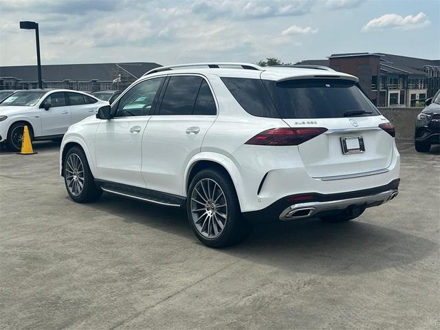 Photo of 2025 White Mercedes-Benz GLE 450