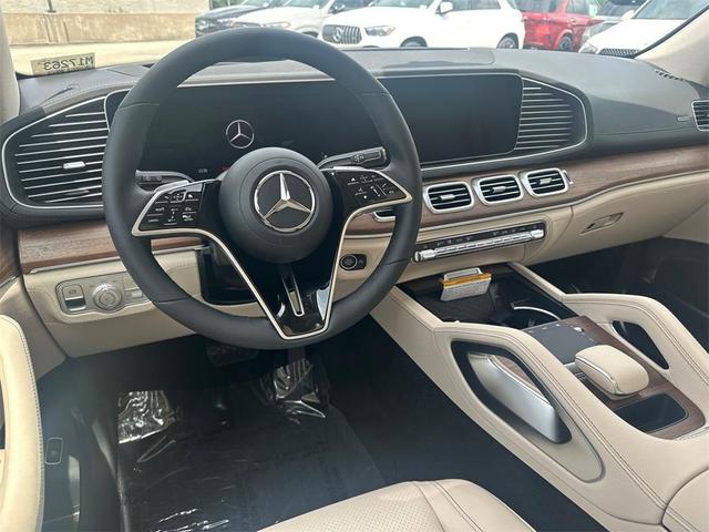 Photo of 2025 White Mercedes-Benz GLE 450
