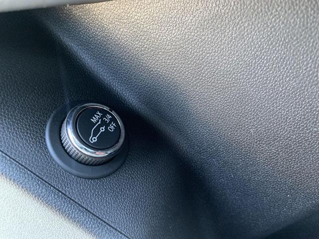 Photo of 2023 Argent Silver Metallic Cadillac XT6