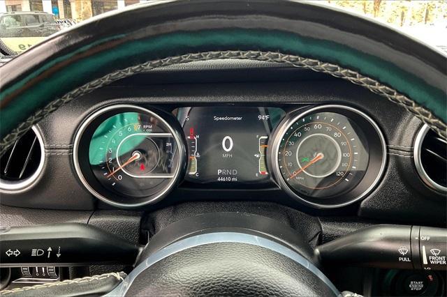 Photo of 2020 Bright White Clearcoat Jeep Gladiator