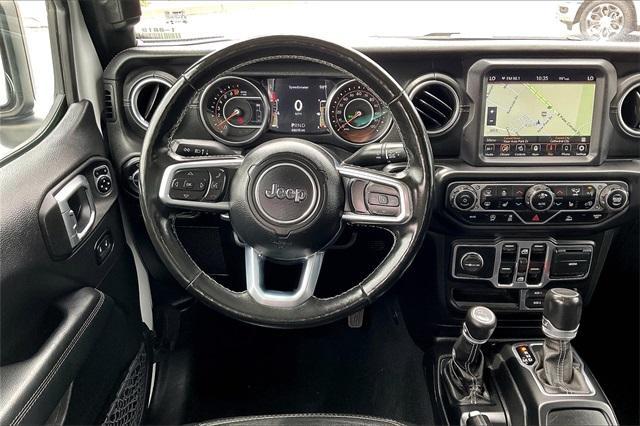 Photo of 2020 Bright White Clearcoat Jeep Gladiator